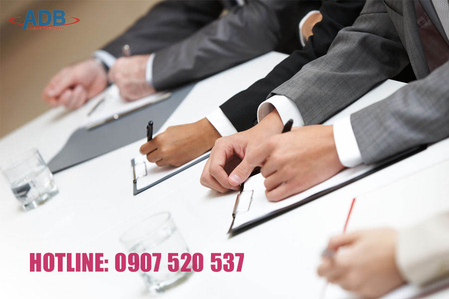 Thẩm quyền thực hiện hợp đồng và giao dịch của Công ty TNHH MTV với những người có liên quan 7 cổ phần trong công ty cổ phần - luật sư ADB SAIGON