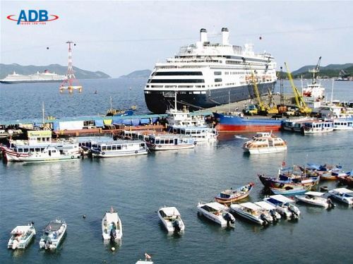 Tội vi phạm quy định về điều khiển phương tiện giao thông đường thủy 1 Phương tiện giao thông đường thủy-Luật sư ADB SAIGON