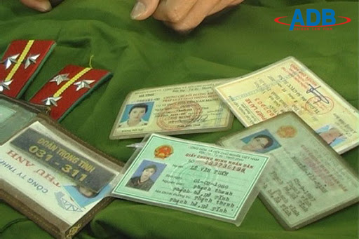 Tội giả mạo chức vụ, cấp bậc, vị trí công tác 1 Quy định về Tội giả mạo chức vụ, cấp bậc, vị trí công tác-Luật sư ADB SAIGON