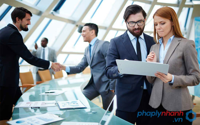 Những trường hợp cần làm giấy phép lao động cho người nước ngoài? 2 người nước ngoài lập doanh nghiệp ở việt nam - tư vấn, hỗ trợ pháp lý nhanh