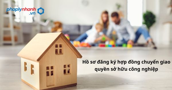 Hồ sơ đăng ký hợp đồng chuyển giao quyền sở hữu công nghiệp được quy định như sau? 1 Hồ sơ đăng ký hợp đồng chuyển giao quyền sở hữu công nghiệp - hỗ trợ, tư vấn pháp lý nhanh