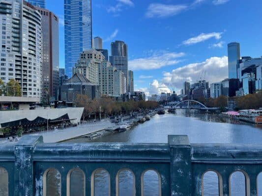 Dịch vụ quản lý bất động sản được pháp luật quy định như thế nào? 3 Dịch vụ quản lý bất động sản được pháp luật quy định như thế nào? -tư vấn hỗ trợ pháp lý nhanh